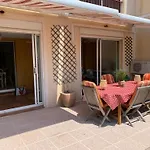 Au Bord De La 생타굴프